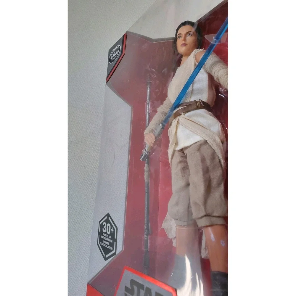 Star Wars Elite Series Rey Premium Action Figure 10